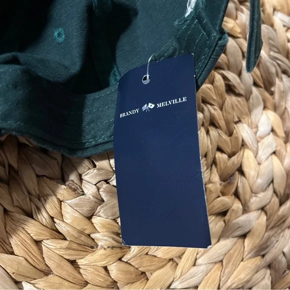 Brandy Melville St. George Forest Green Cap (OS) - Picture 5 of 5